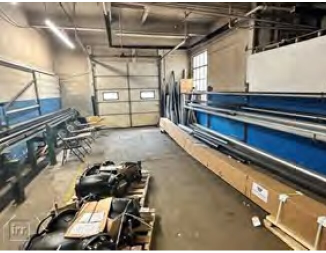 More Photos Of 30-32 Mill @ Walnut Street, Assonet Manufacturing For Sale