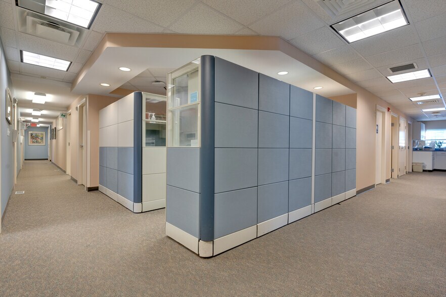 More Photos Of 6 Hampton Rd, Exeter Medical For Sale