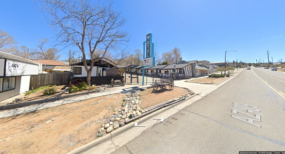 More Photos Of 409 S Montezuma St, Prescott Hotel For Sale