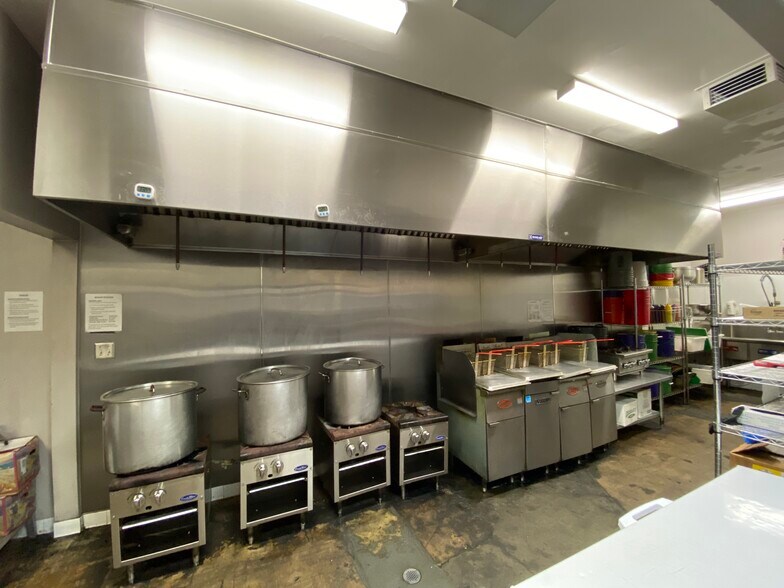 More Photos Of 8519 Crenshaw Blvd, Inglewood Storefront For Sale