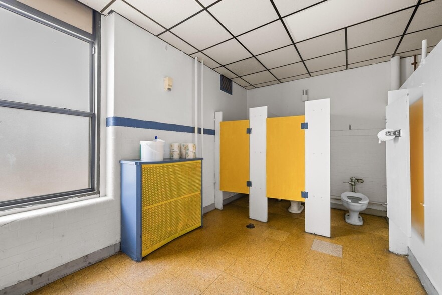 More Photos Of 21 Davidson Ave, Buffalo Schools For Sale