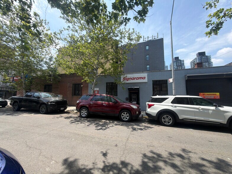More Photos Of 2515 3rd Ave, Bronx Storefront Retail Office For Sale