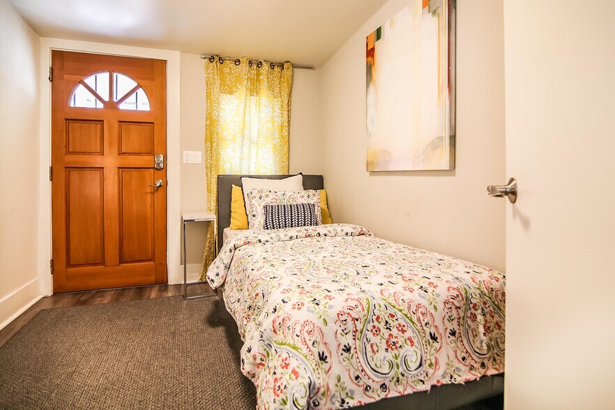 More Photos Of 6054 Carlton Way, Los Angeles Multifamily For Sale