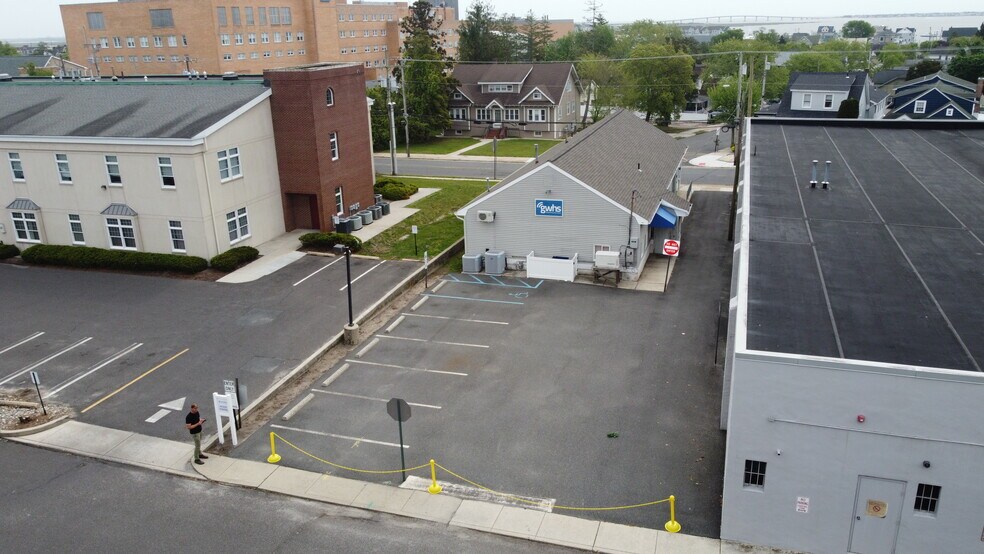 More Photos Of 717 Shore Rd, Somers Point Office For Sale