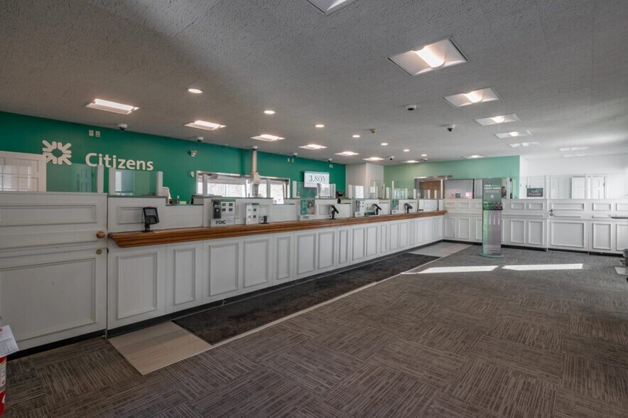 More Photos Of 581 Franklin Pierce Hwy, Barrington Bank For Lease