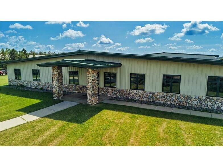 More Photos Of 1001 Naylor Dr SE, Bemidji Warehouse For Sale