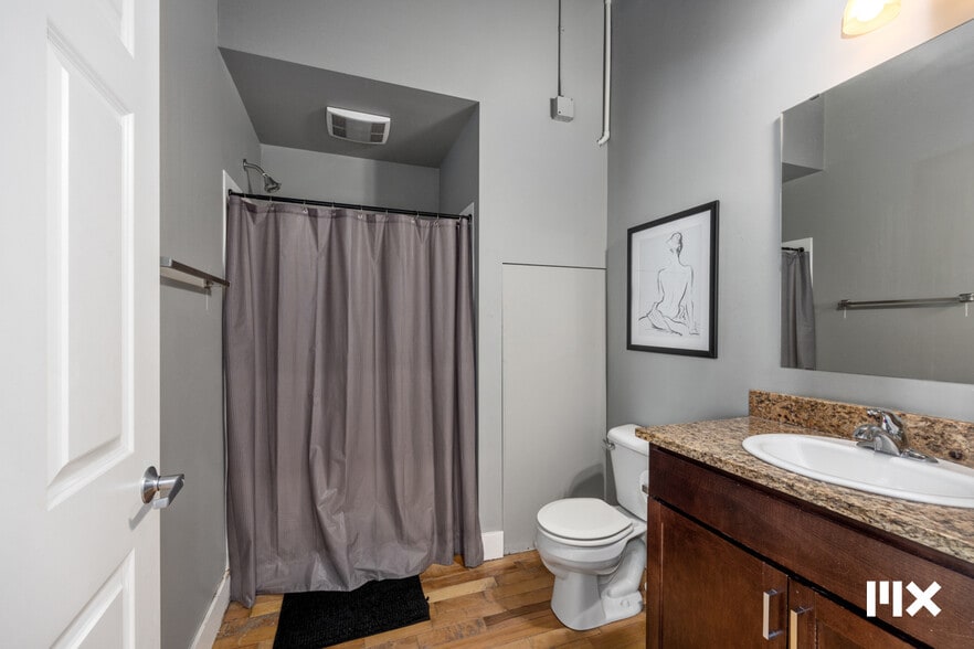 More Photos Of 139 Pearl St NW, Grand Rapids Multifamily For Sale