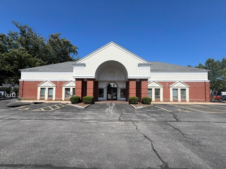 Primary Photo Of 3800 W 12th St, Erie Medical For Lease