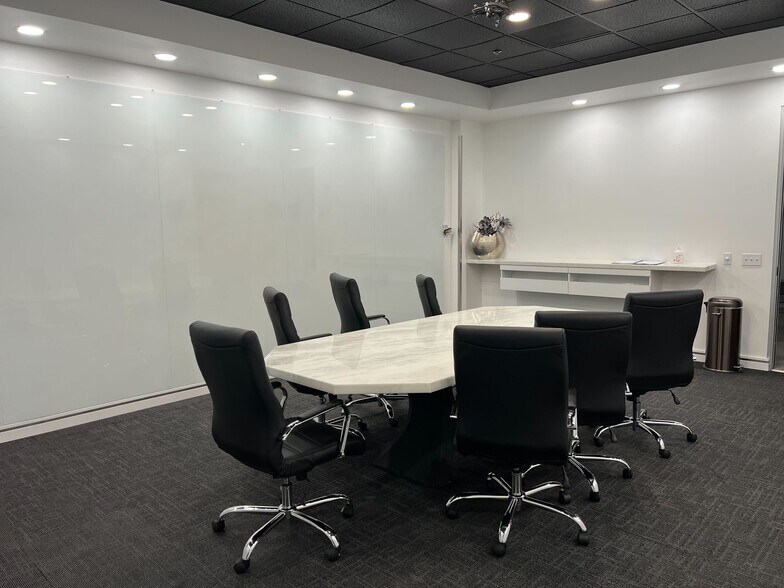 More Photos Of 4097 Trail Creek Rd, Riverside Light Manufacturing For Lease