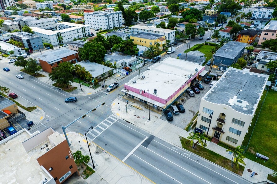 More Photos Of 1910 SW 1st St, Miami Supermarket For Sale