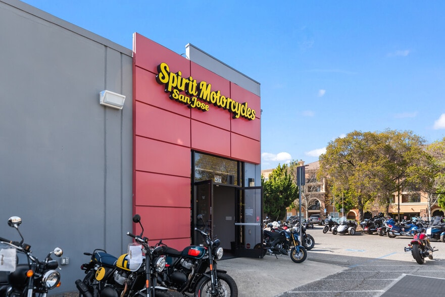 More Photos Of 456-460 Meridian Ave, San Jose Auto Dealership For Sale