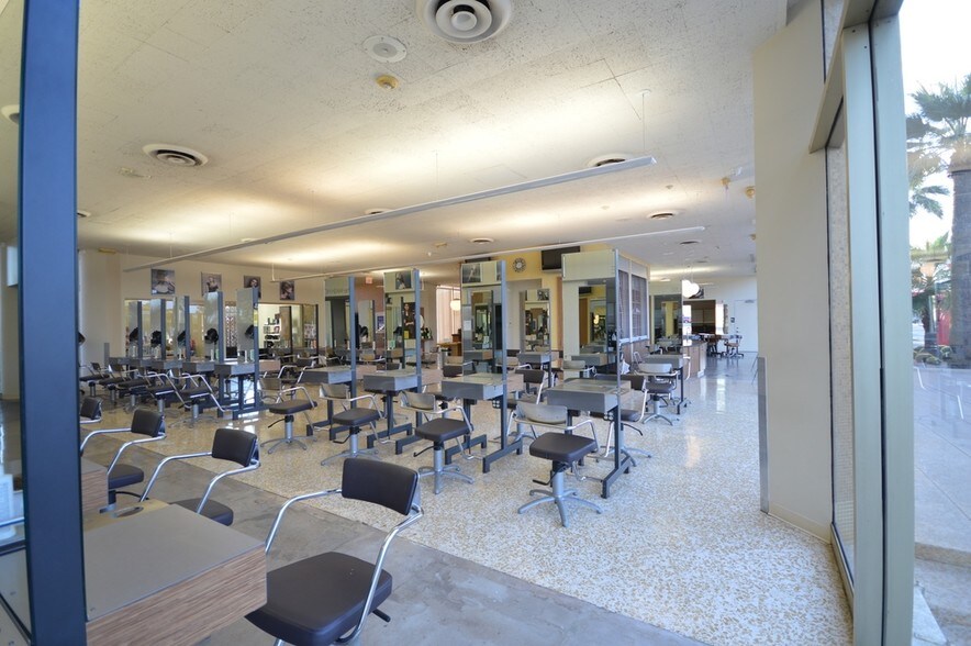 More Photos Of 3423 W Bethany Home Rd, Phoenix Office For Sale