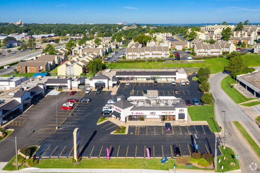 More Photos Of 6022-6028 S Memorial Dr, Tulsa Unknown For Lease