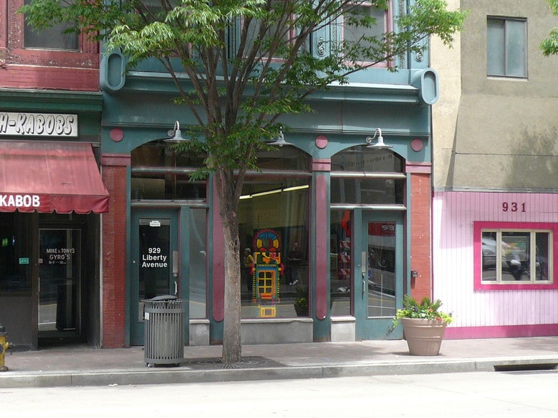 Primary Photo Of 929 Liberty Ave, Pittsburgh Storefront Retail Residential For Lease