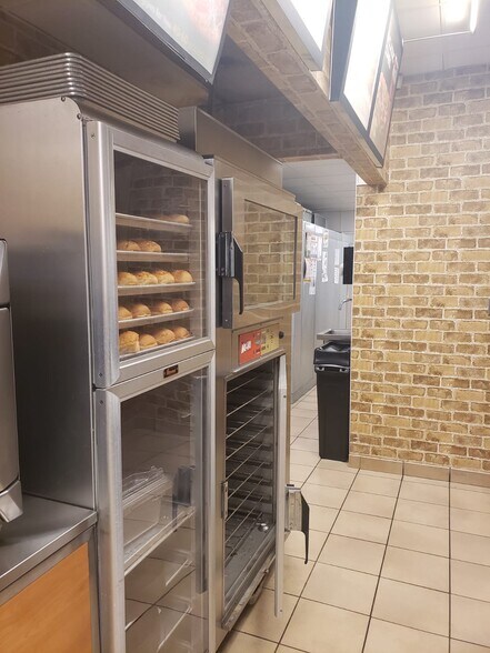 More Photos Of 1860-1868 Centre St, West Roxbury General Retail For Sale