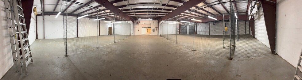 More Photos Of 5 Veronica Ave, Somerset Distribution For Sale