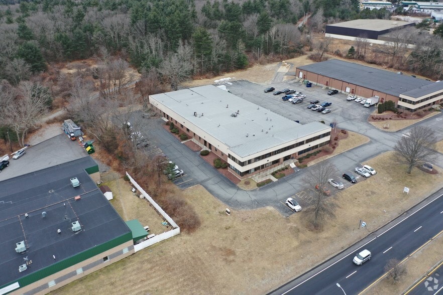 More Photos Of 705 Myles Standish Blvd, Taunton Manufacturing For Lease