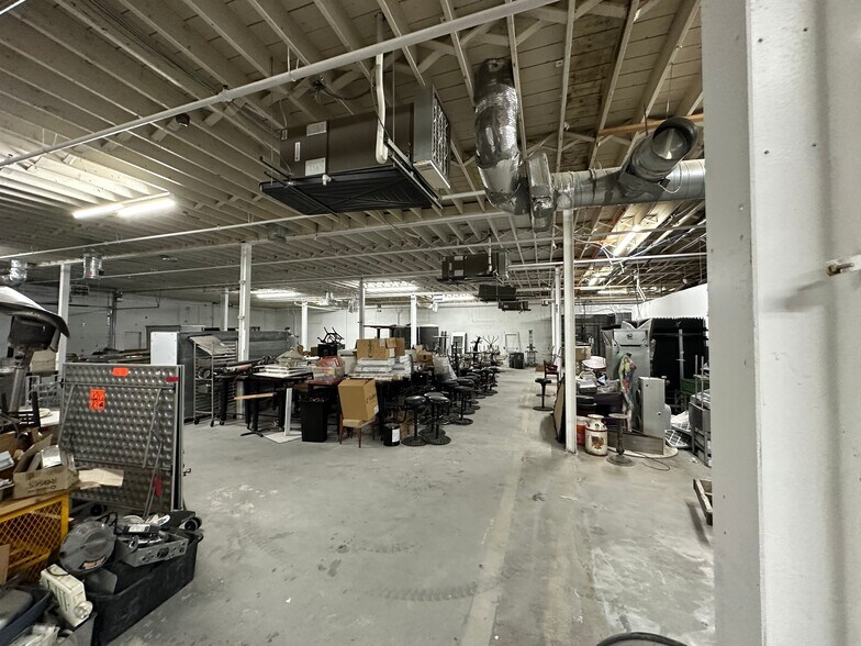 More Photos Of 777-781 Umatilla St, Denver Manufacturing For Lease