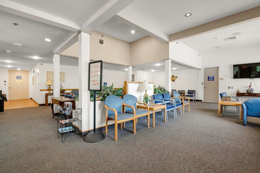 More Photos Of 1767 & 1781 Metromedical Dr, Fayetteville Medical For Sale