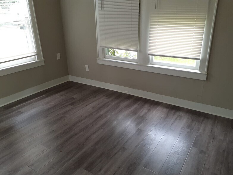 More Photos Of 3205 Illinois St, Baytown Apartments For Sale
