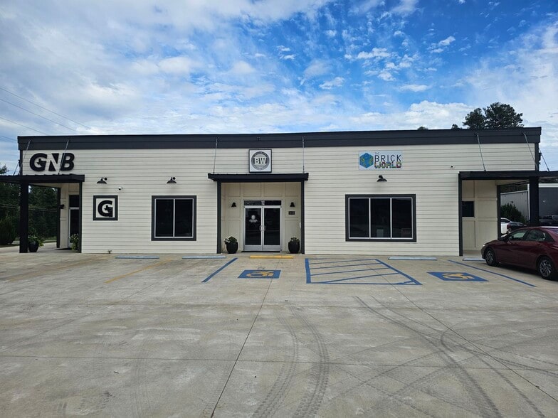 More Photos Of 5848 Judson Rd, Longview Storefront For Lease