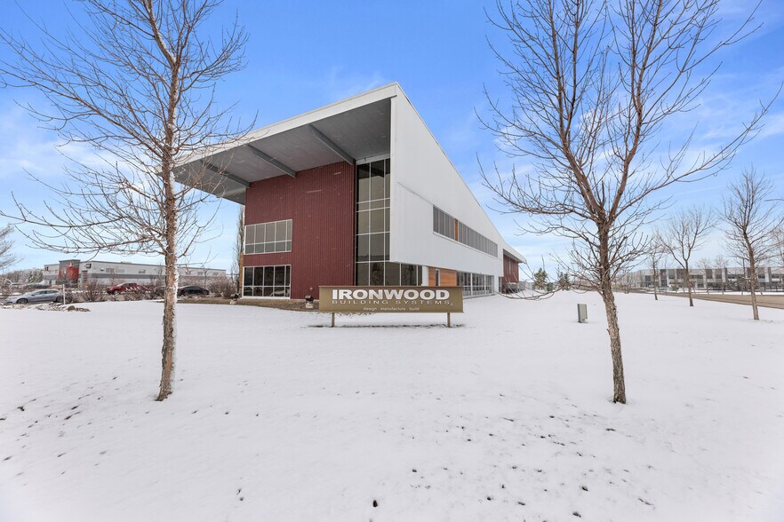 More Photos Of 261211 Wagon Wheel Way, Rocky View No 44 Light Manufacturing For Sale