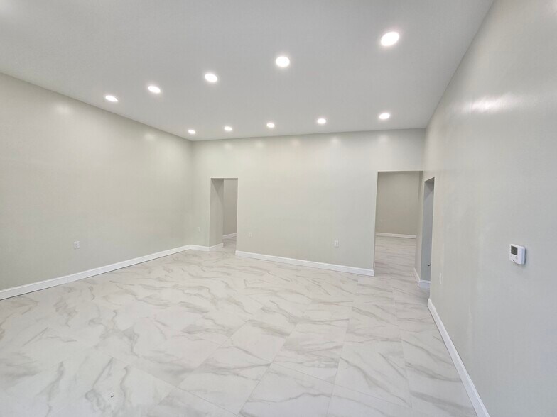 More Photos Of 72 Van Dyke St, Brooklyn Apartments For Lease