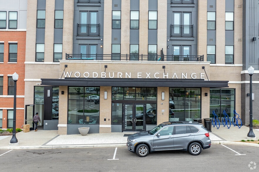 More Photos Of 2533 Woodburn Ave, Cincinnati Apartments For Lease