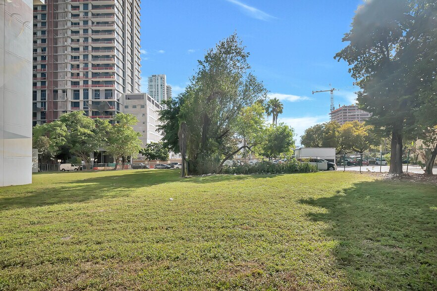 More Photos Of 380 32 St, Miami Land For Sale