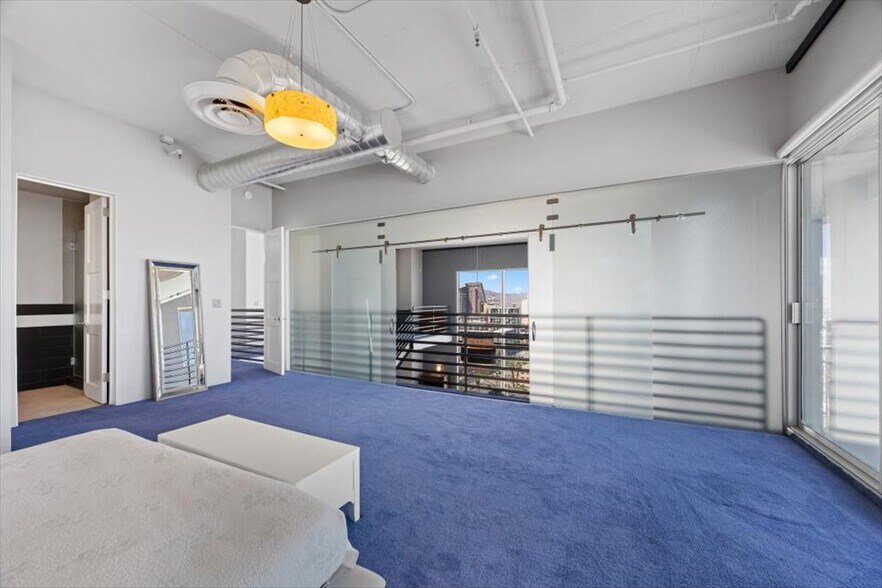More Photos Of 900 S Las Vegas Blvd, Las Vegas Apartments For Sale