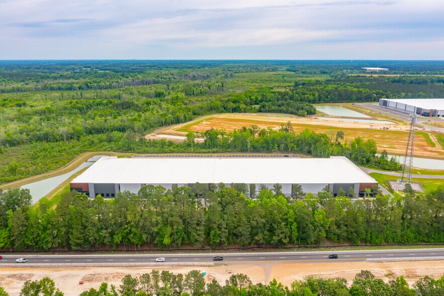 More Photos Of 420 Strathmore Rd, Summerville Unknown For Lease