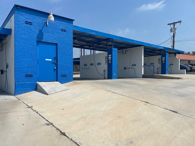 More Photos Of 115 W Glenview Dr, San Antonio Specialty For Sale