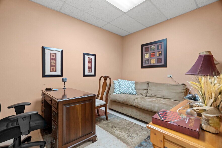 More Photos Of 10333 Seminole Blvd, Largo Office For Sale
