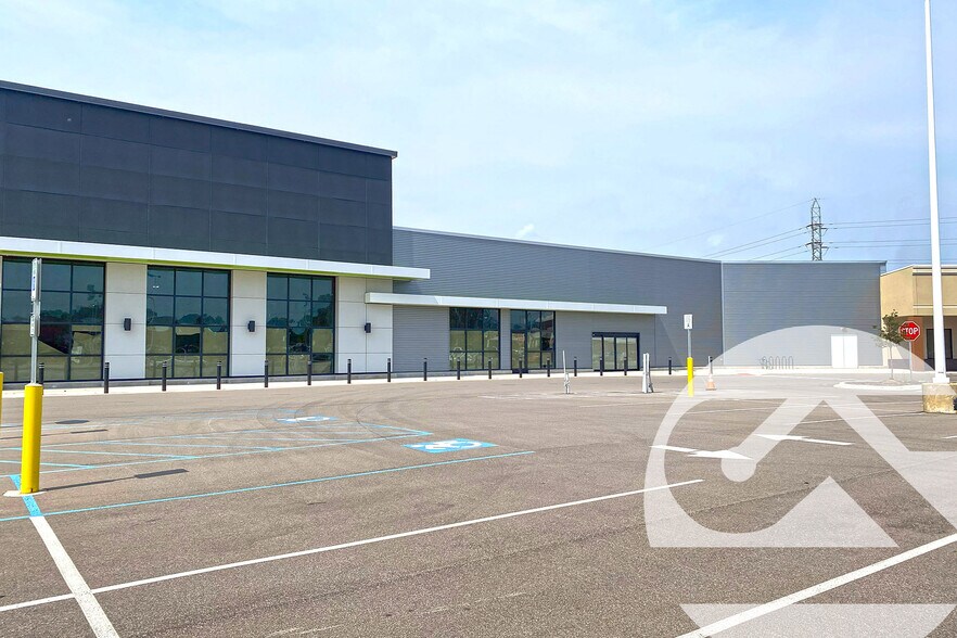 Primary Photo Of 29305-29475 John R Rd, Madison Heights General Retail For Lease