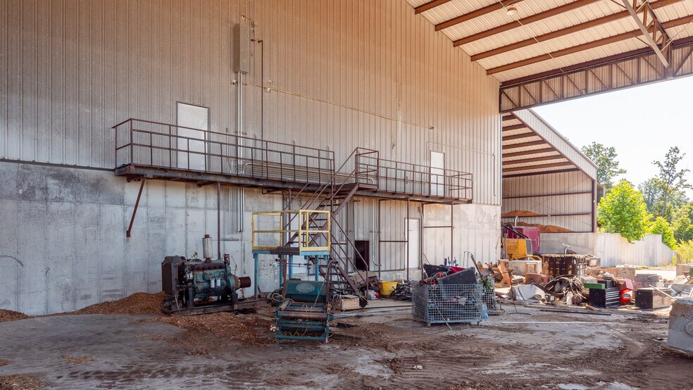 More Photos Of 1975 State Road NN, Climax Springs Warehouse For Sale