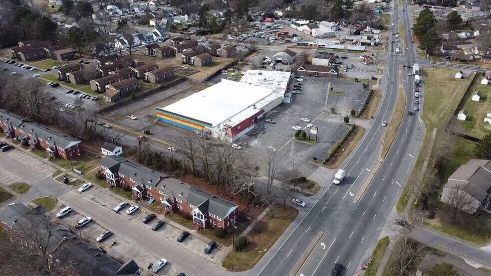 More Photos Of 2515-2517 Victory Blvd, Portsmouth Unknown For Lease