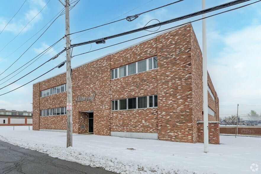 More Photos Of 703 Allens Ave, Providence Office For Lease
