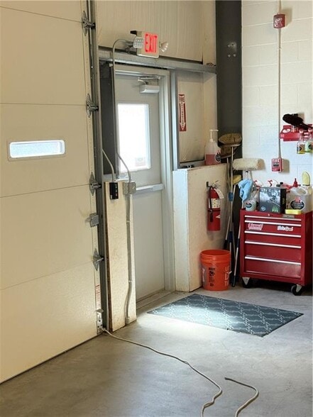 More Photos Of 345-355 Compass Cir, North Kingstown Warehouse For Sale