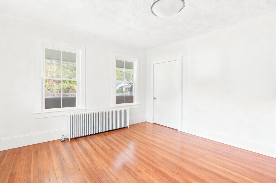 More Photos Of , Woodstock Unknown For Sale