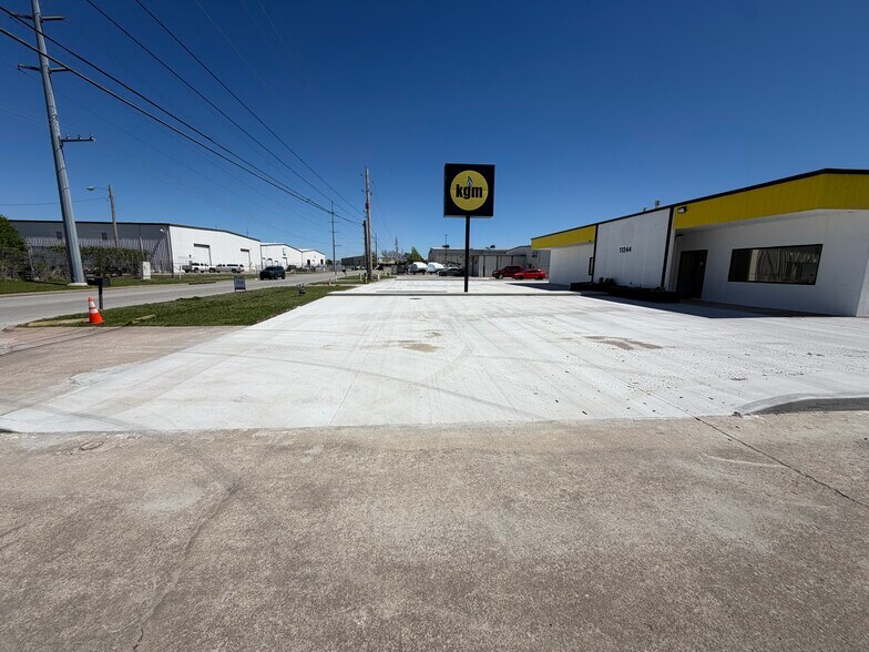 More Photos Of 11244 E 55th Pl, Tulsa Manufacturing For Lease