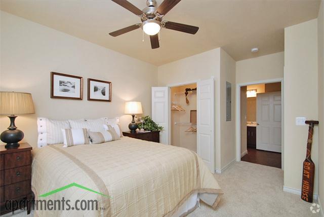 More Photos Of Mooreview Pky @ Loudoun County Pky, Ashburn Unknown For Lease