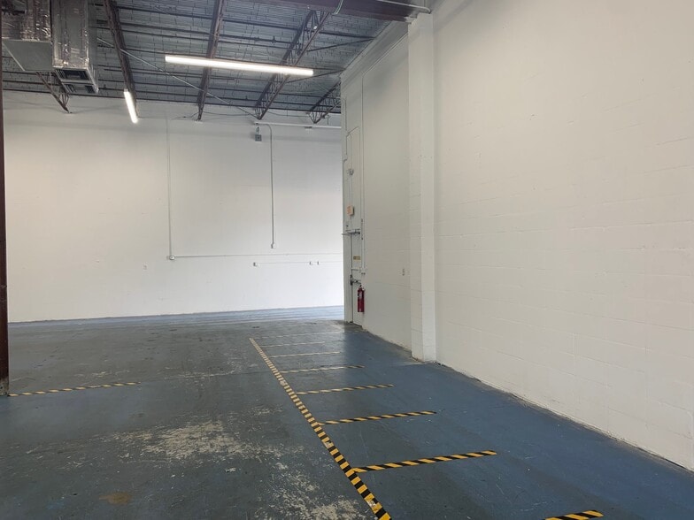 More Photos Of 1020 NW 6th St, Deerfield Beach Light Distribution For Lease