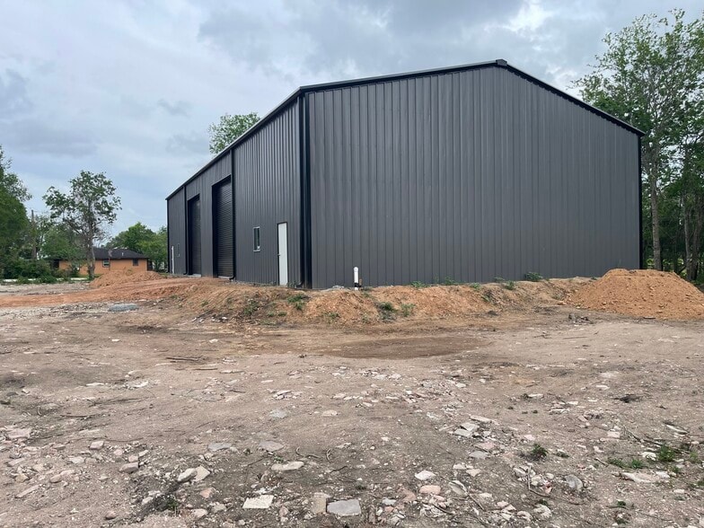 More Photos Of 1212 Cottonwood Church Rd, Rosenberg Warehouse For Lease