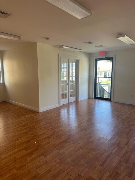 More Photos Of 249 Main St, Woodbridge Office For Lease