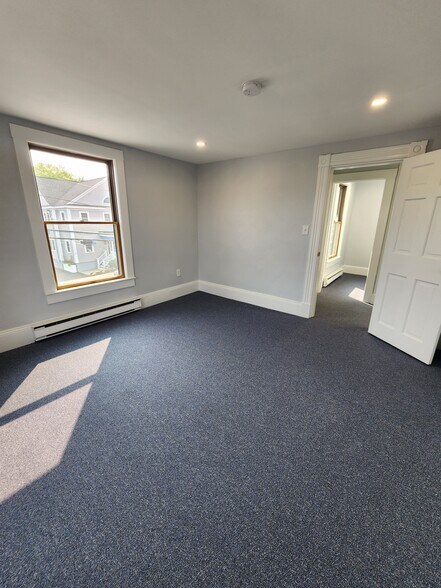 More Photos Of 11 Bartlet St, Andover Storefront Retail Office For Lease