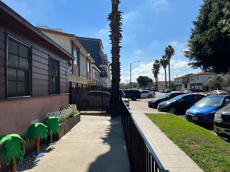 More Photos Of 1868 Locust Ave, Long Beach Apartments For Sale