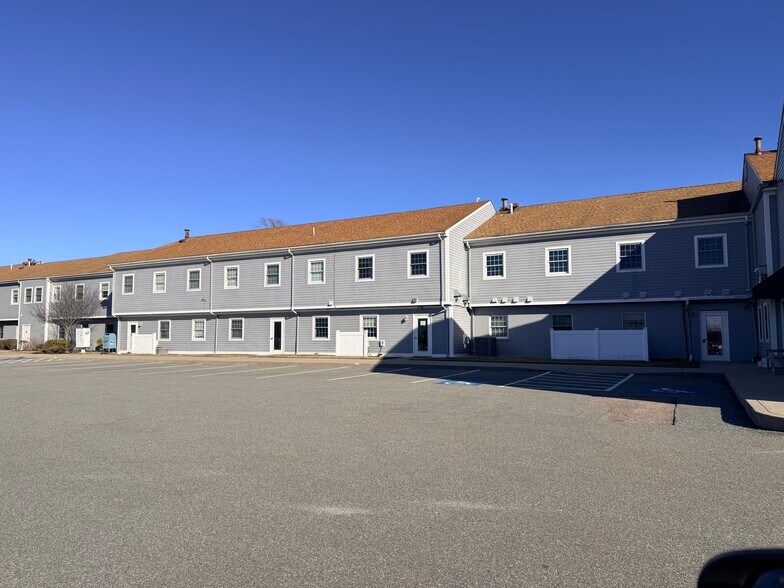 More Photos Of 850 Aquidneck Ave, Middletown Medical For Lease