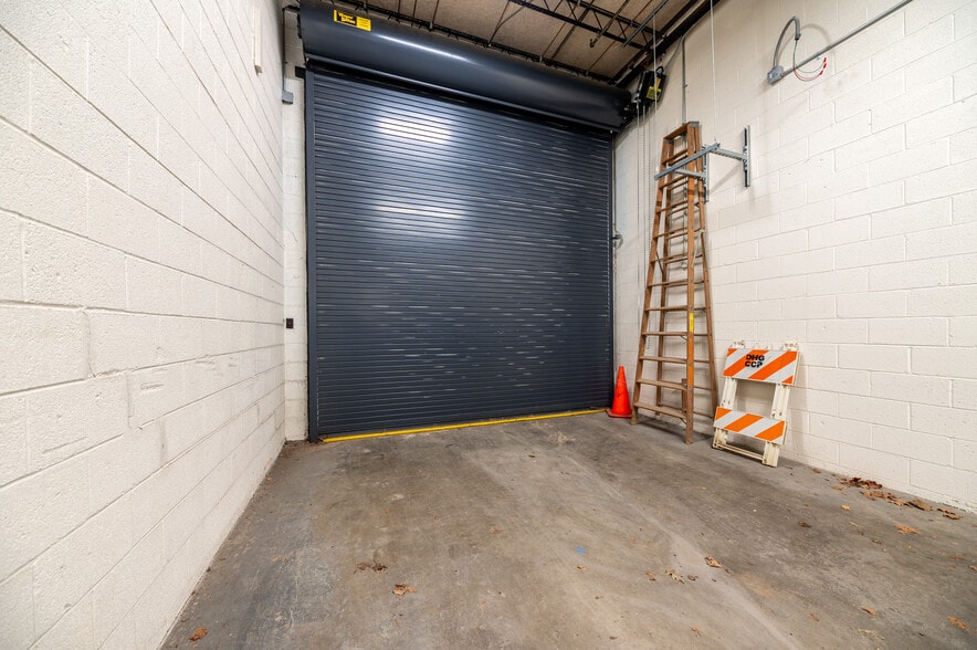 More Photos Of 347 W Main St, Clarksburg Office For Lease