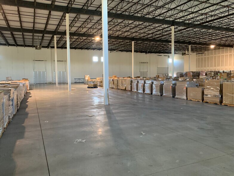 More Photos Of 3405 Casey St, River Falls Warehouse For Lease