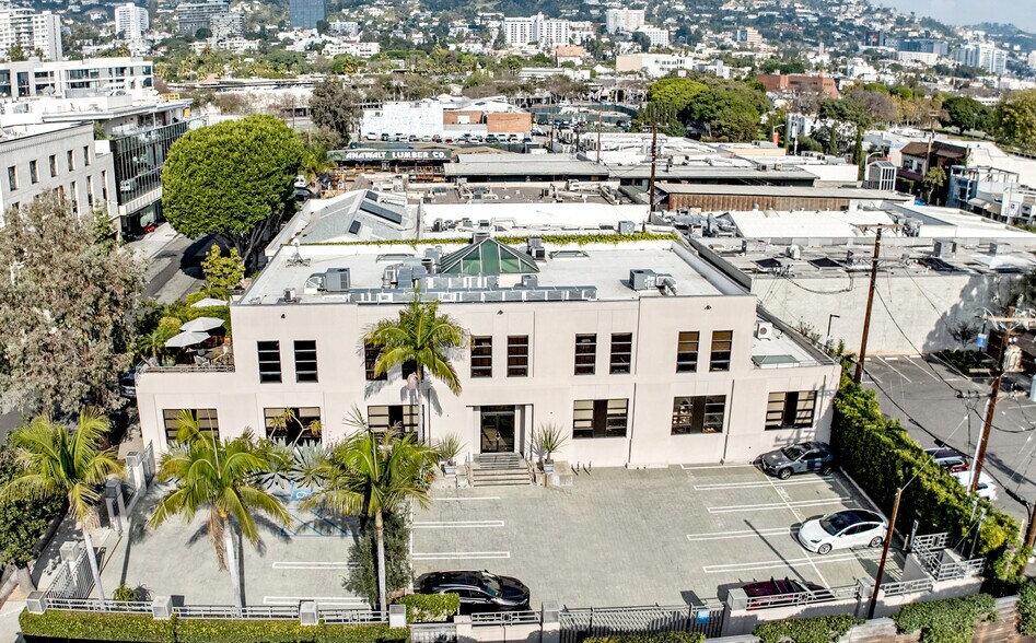 Primary Photo Of 614 N La Peer Dr, West Hollywood Loft Creative Space For Lease